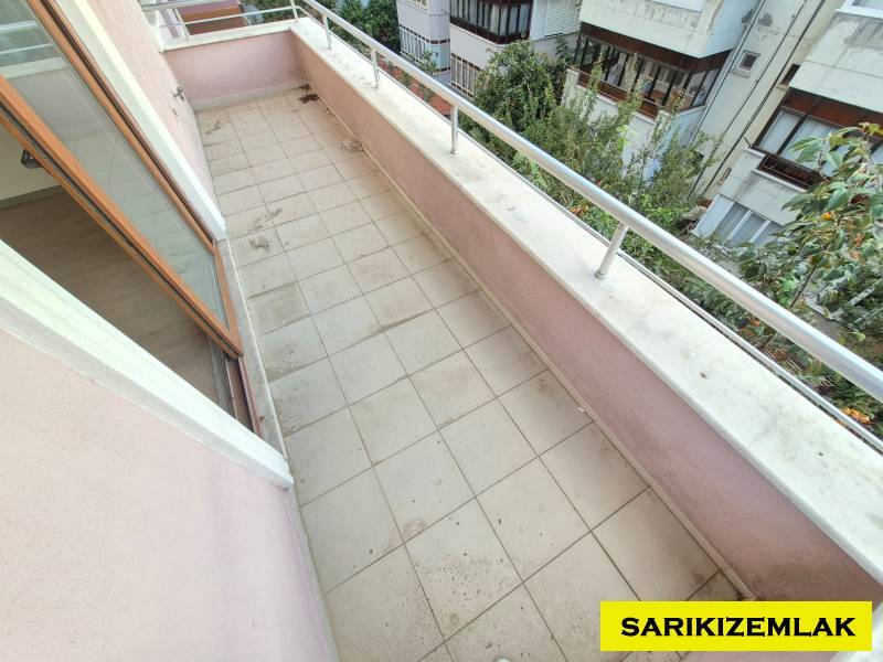 Edremit Akçay Mah`da3+1  Daire. - 35